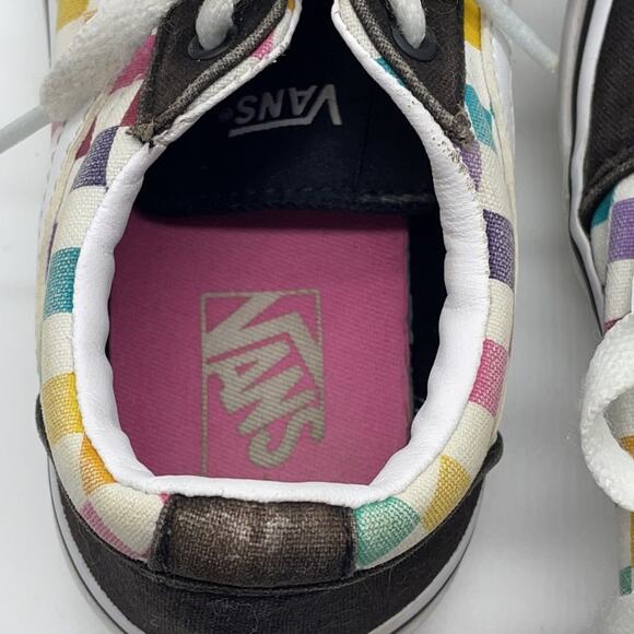 Vans Black Canvas Low Top Shoes Rainbow Checkerboard Size 2.5 - Picture 7 of 11